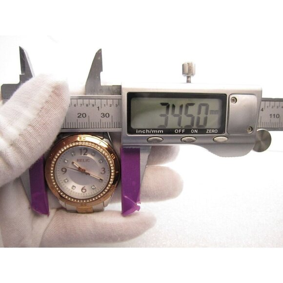 Women Relic Quartz WR Analog 34mm Dial Causal Round Watch (G636) - Picture 2 of 10